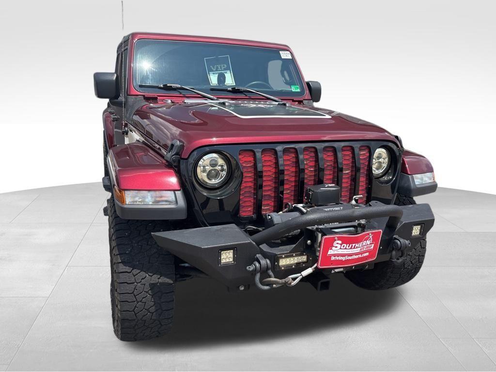 used 2021 Jeep Gladiator car, priced at $27,900