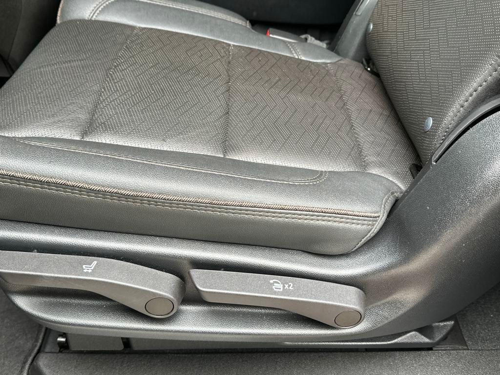 used 2023 Chevrolet Suburban car, priced at $68,995