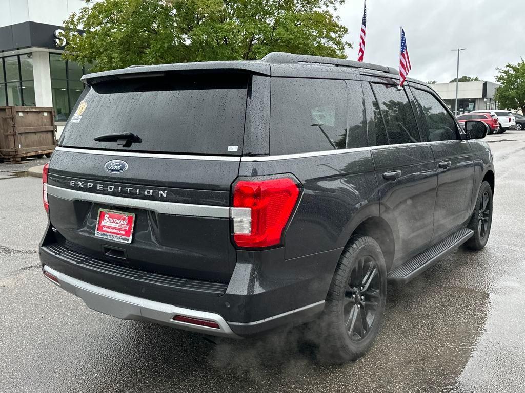 used 2024 Ford Expedition car, priced at $61,800