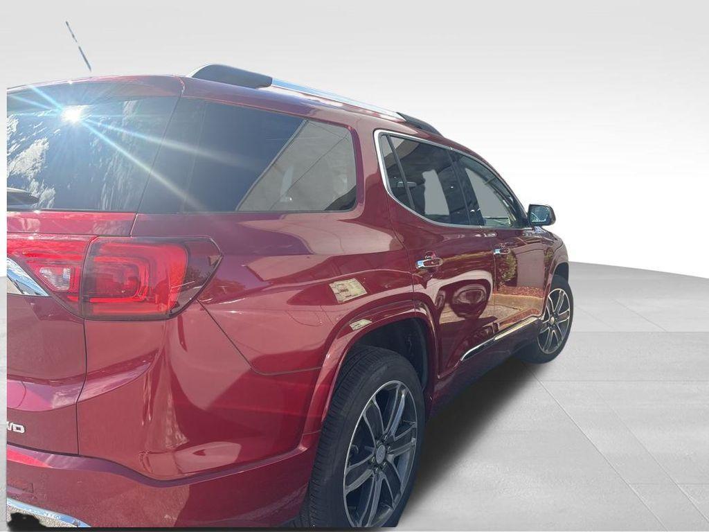 used 2019 GMC Acadia car, priced at $25,000