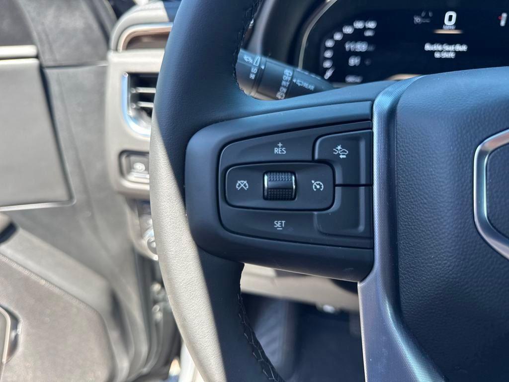 new 2024 GMC Yukon XL car, priced at $67,285