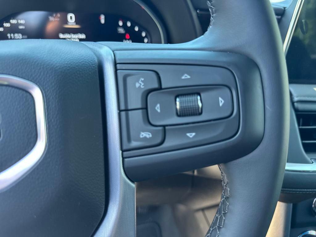 new 2024 GMC Yukon XL car, priced at $67,285