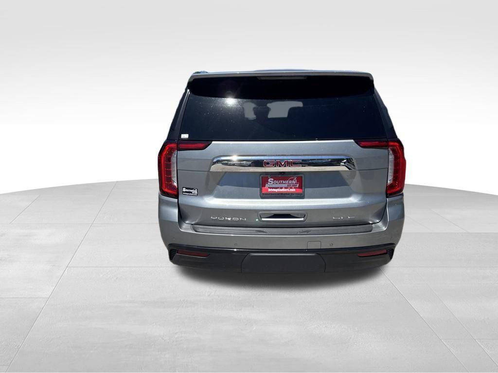 new 2024 GMC Yukon XL car, priced at $67,285