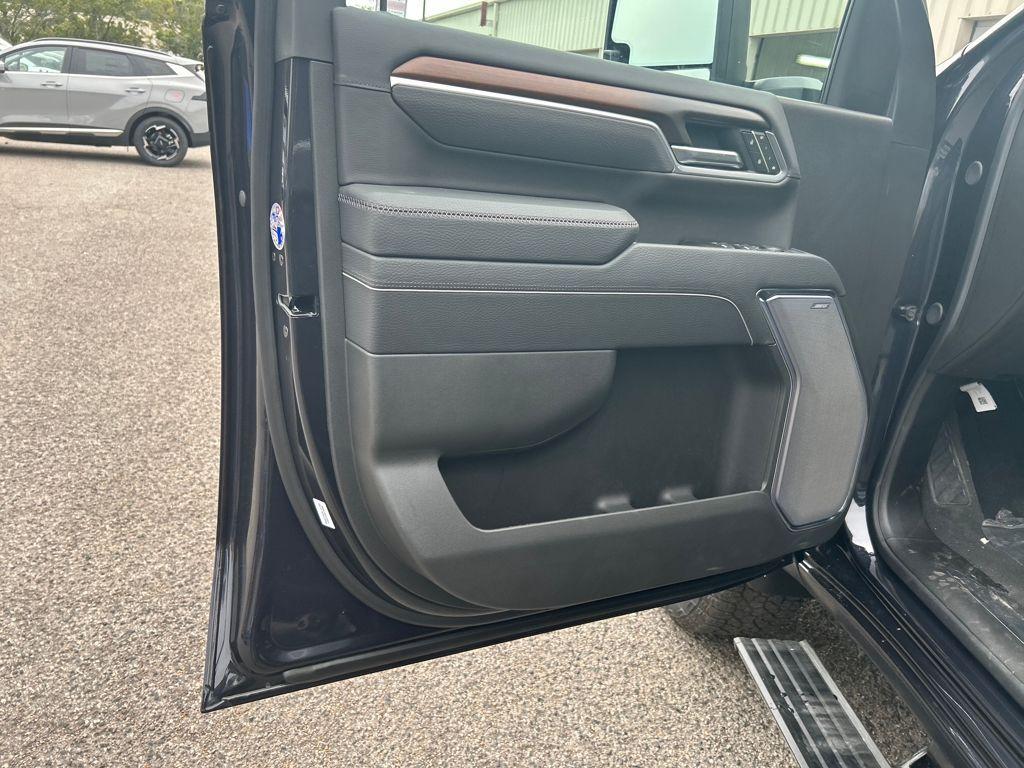 new 2026 GMC Sierra 2500 car, priced at $89,022