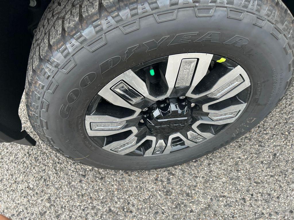 new 2026 GMC Sierra 2500 car, priced at $89,022