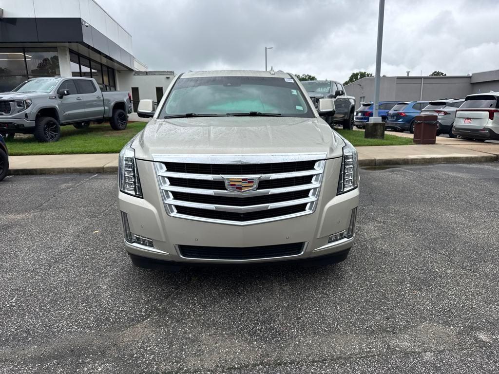 used 2016 Cadillac Escalade ESV car, priced at $23,775