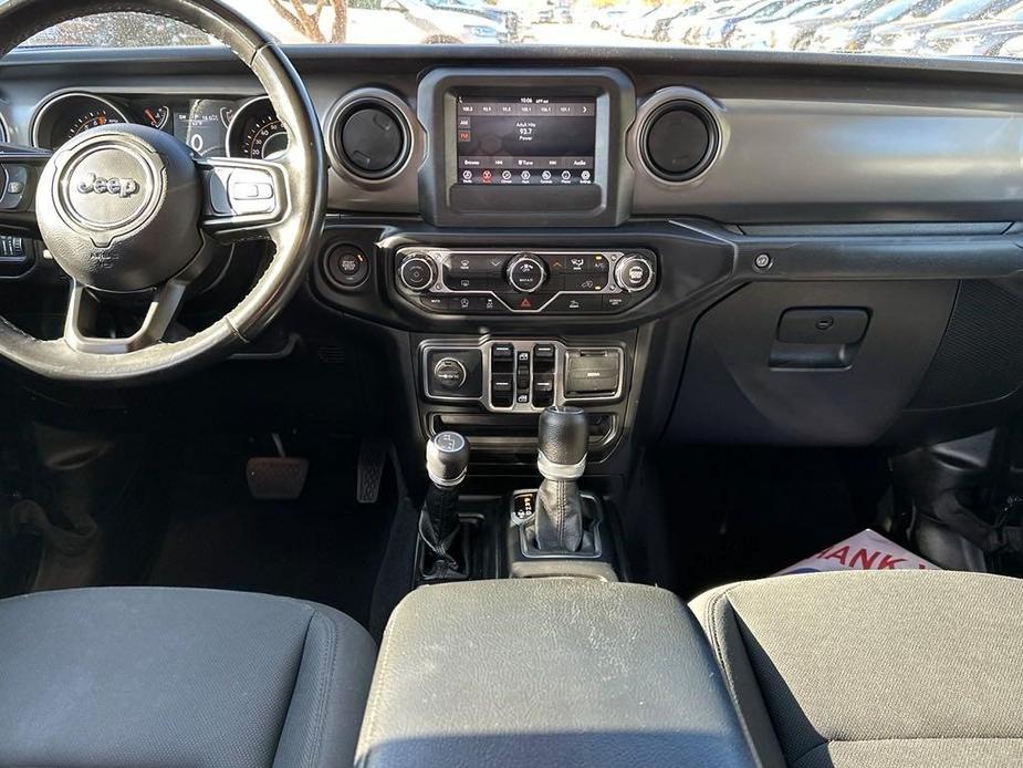 used 2022 Jeep Gladiator car, priced at $32,526