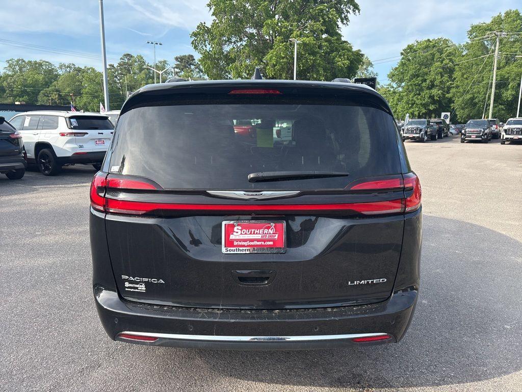 used 2023 Chrysler Pacifica car, priced at $29,885