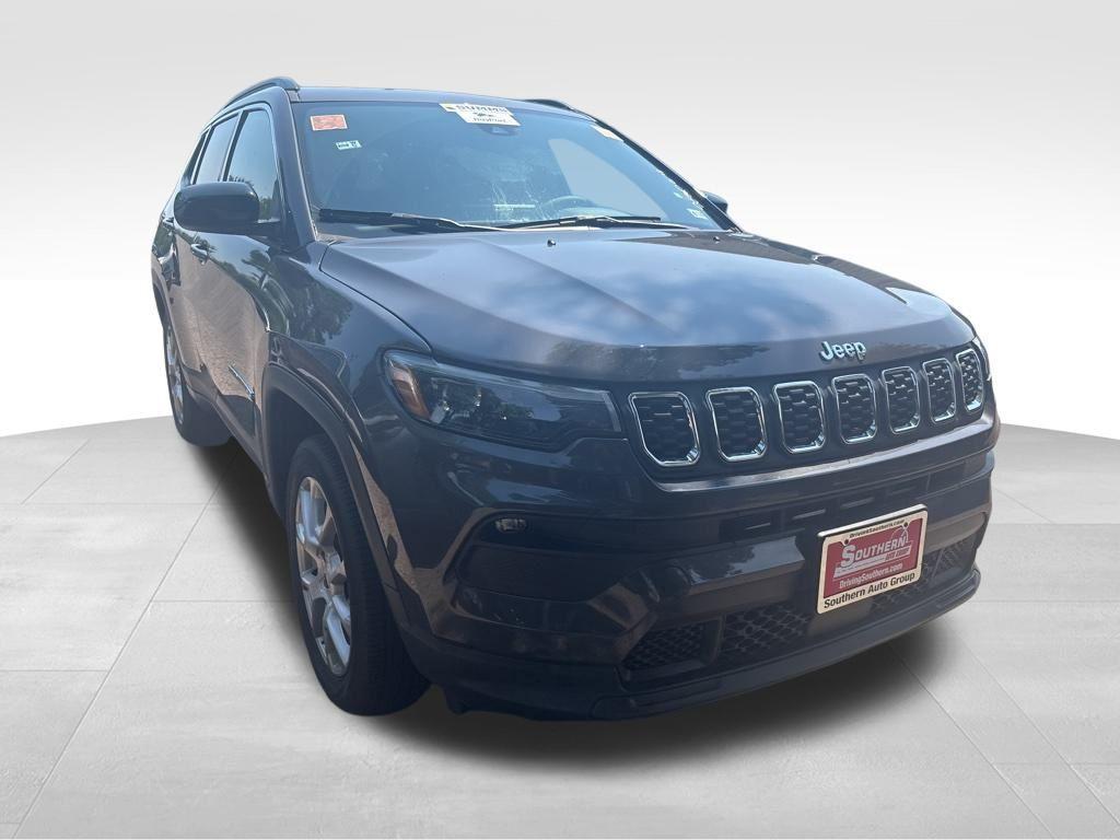 used 2024 Jeep Compass car, priced at $26,900