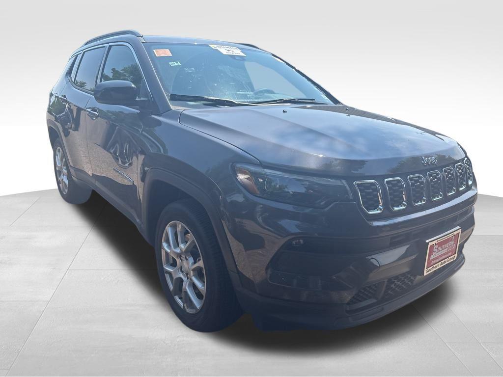 used 2024 Jeep Compass car, priced at $26,900