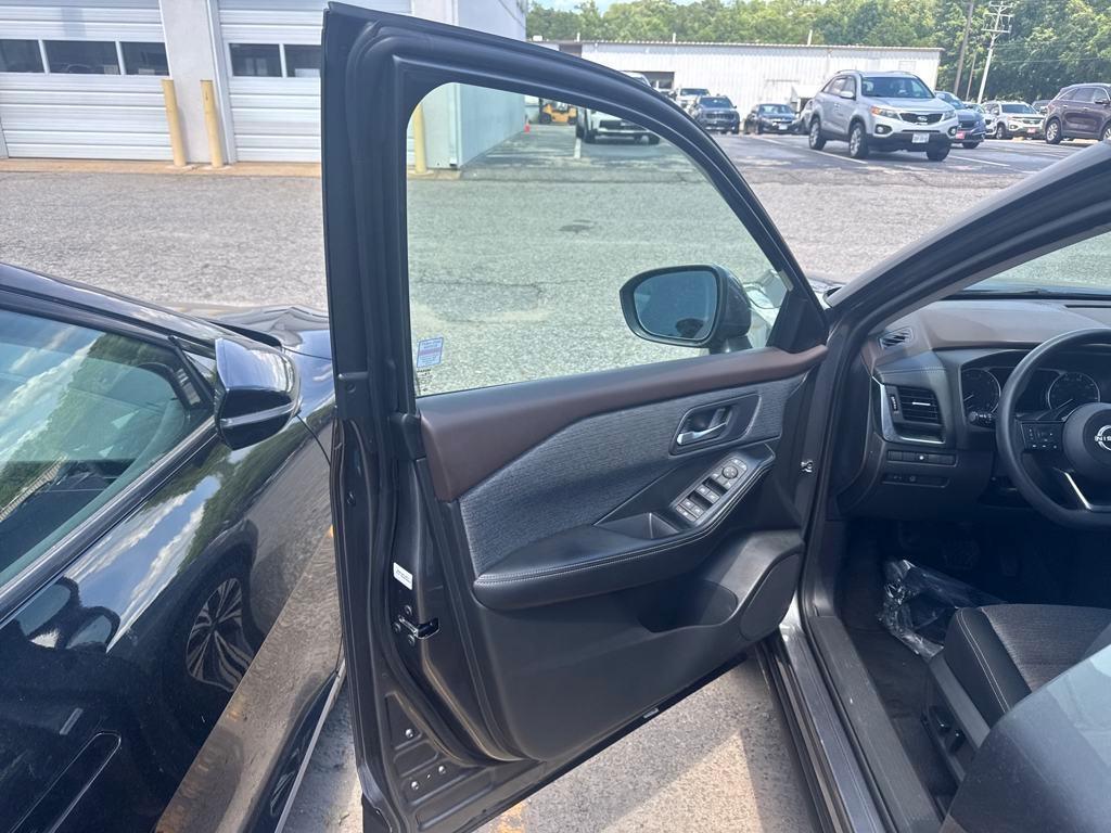 used 2023 Nissan Rogue car, priced at $25,117