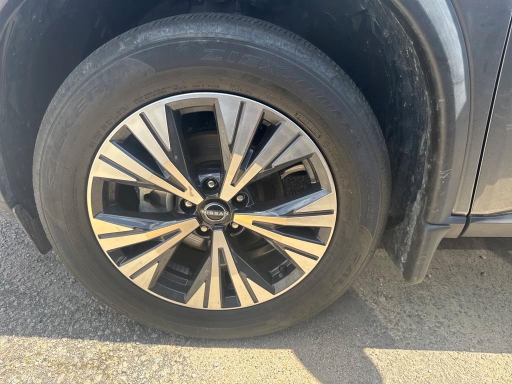 used 2023 Nissan Rogue car, priced at $25,117