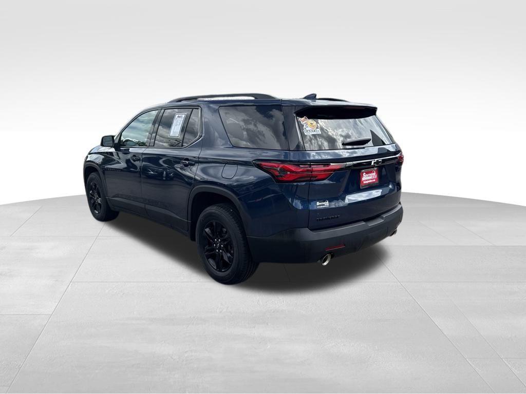 used 2022 Chevrolet Traverse car, priced at $27,100