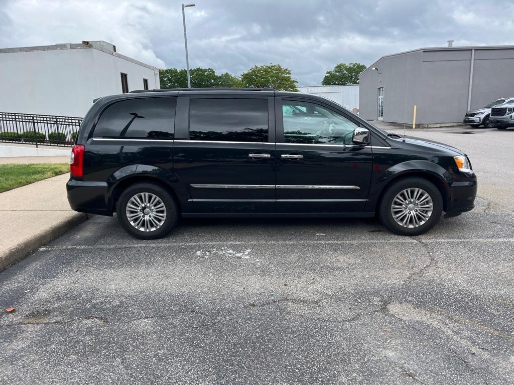 used 2016 Chrysler Town & Country car, priced at $15,961