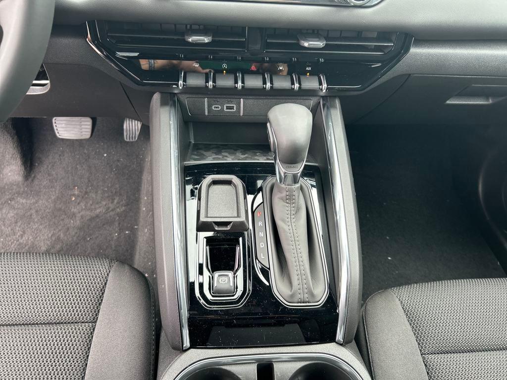 new 2026 GMC Canyon car, priced at $42,925