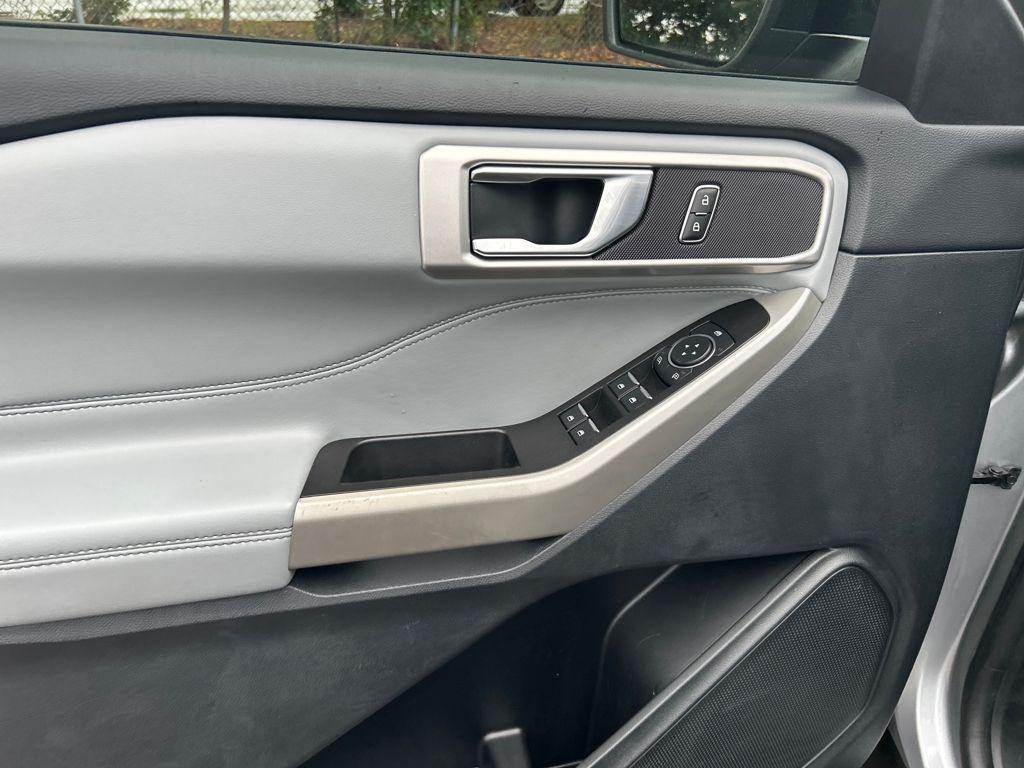 used 2022 Ford Explorer car, priced at $31,895