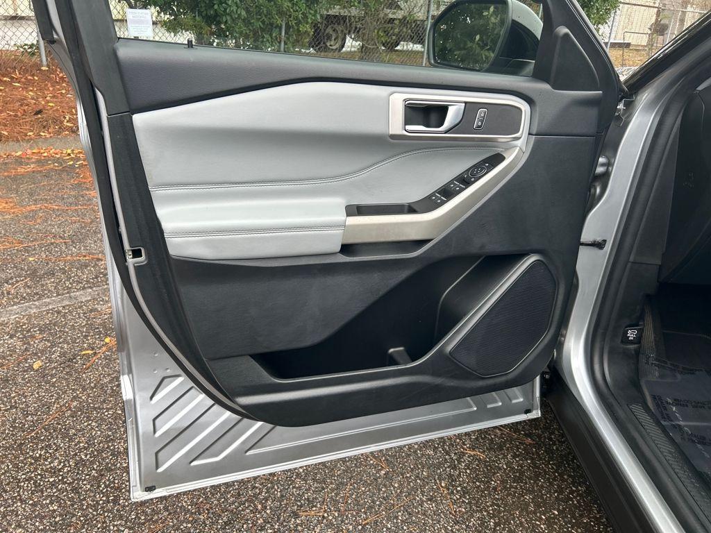 used 2022 Ford Explorer car, priced at $31,895