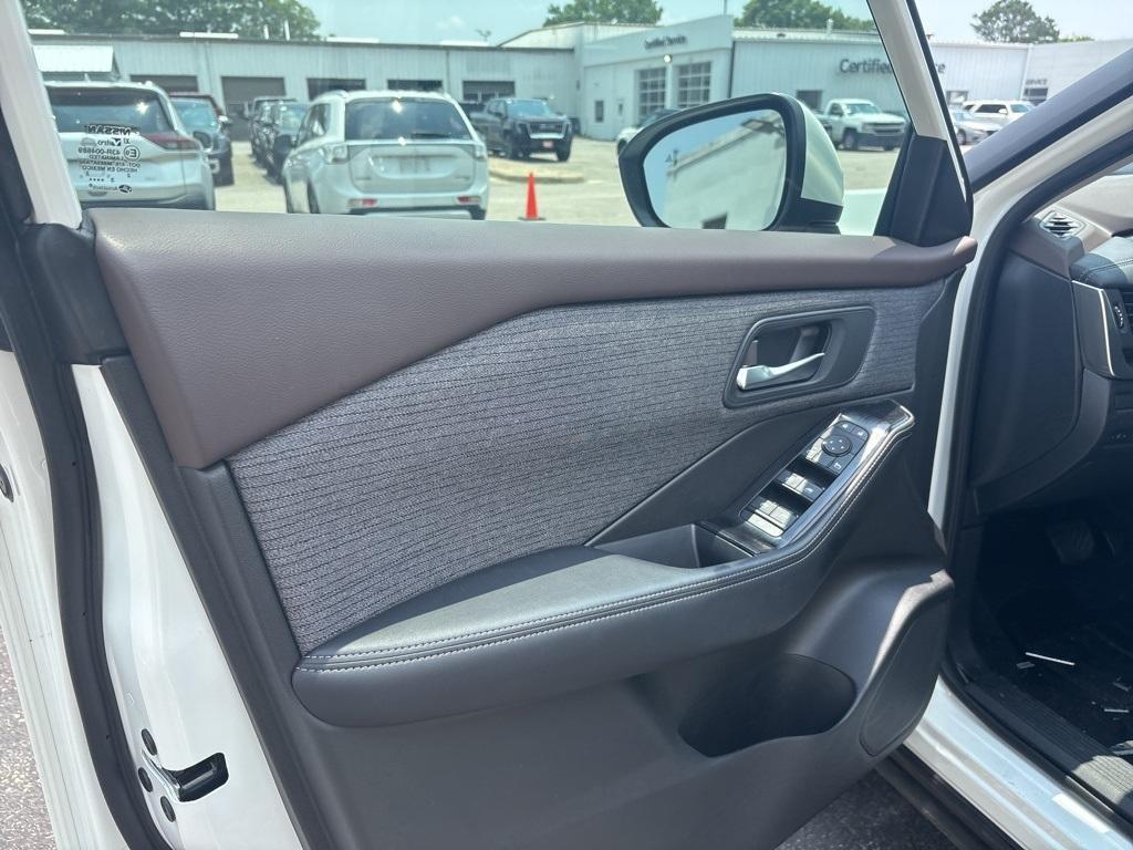used 2023 Nissan Rogue car, priced at $24,995