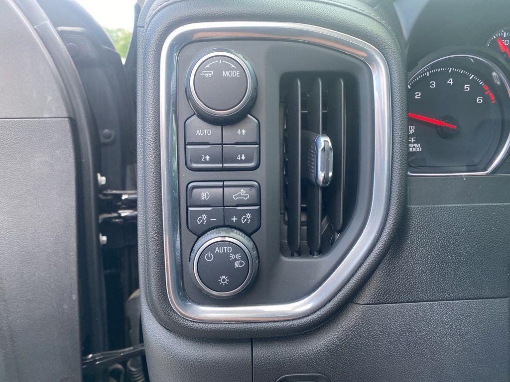 used 2021 Chevrolet Silverado 1500 car, priced at $43,891