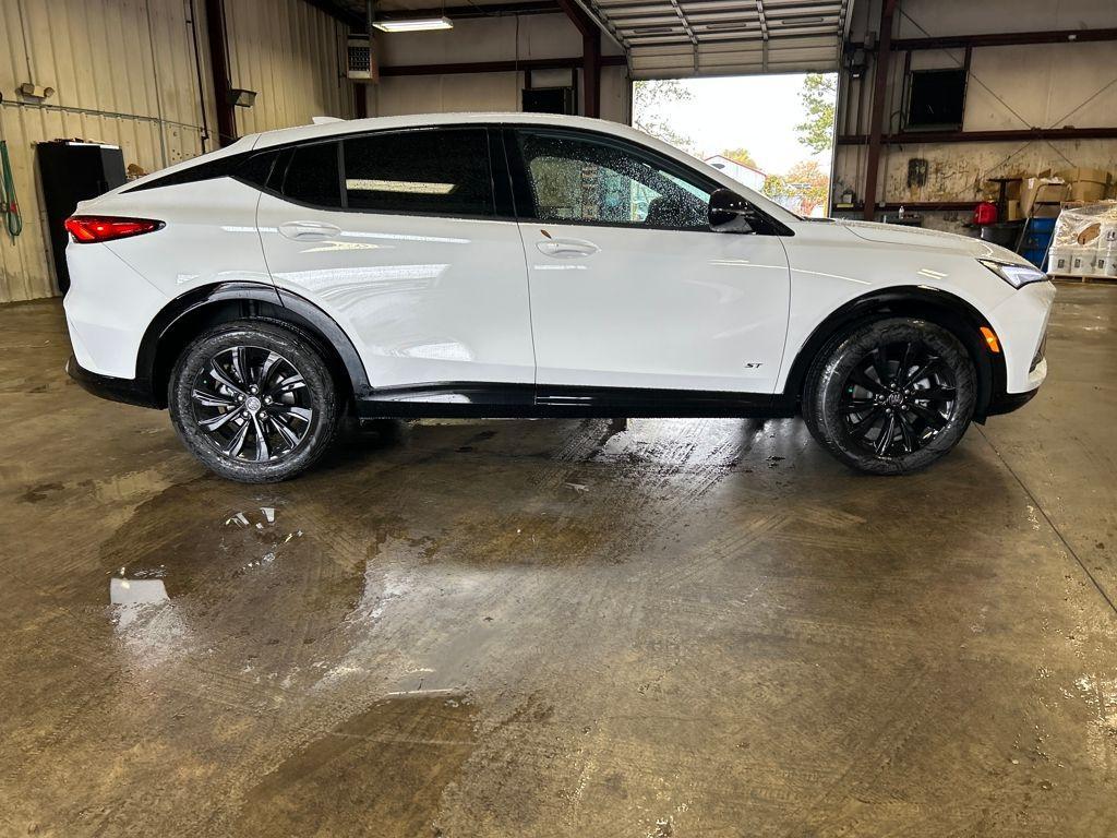 new 2026 Buick Envista car, priced at $29,776