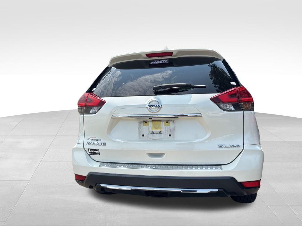 used 2018 Nissan Rogue car, priced at $17,995