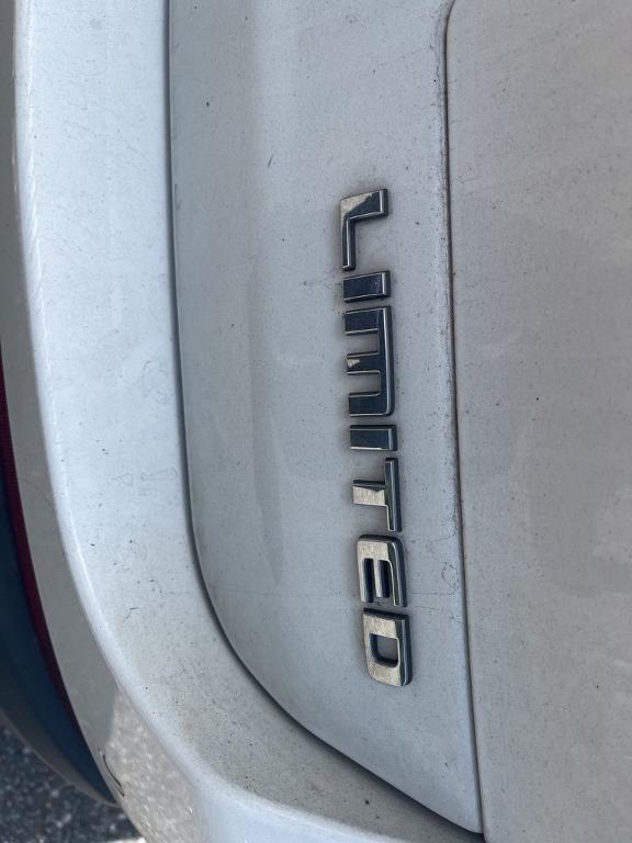 used 2022 Jeep Grand Cherokee L car, priced at $25,661
