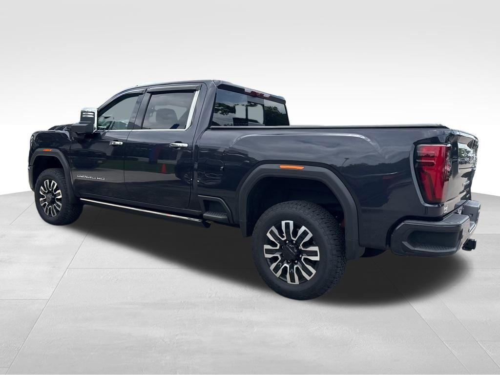 used 2025 GMC Sierra 2500 car, priced at $89,500