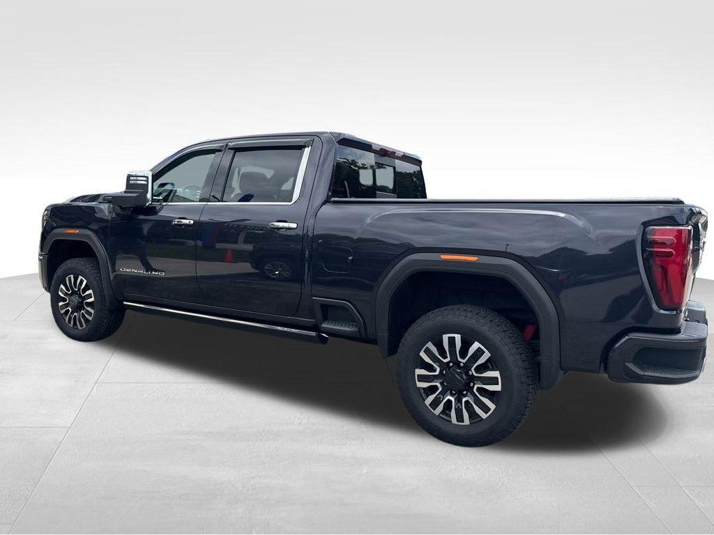 used 2025 GMC Sierra 2500 car, priced at $89,500
