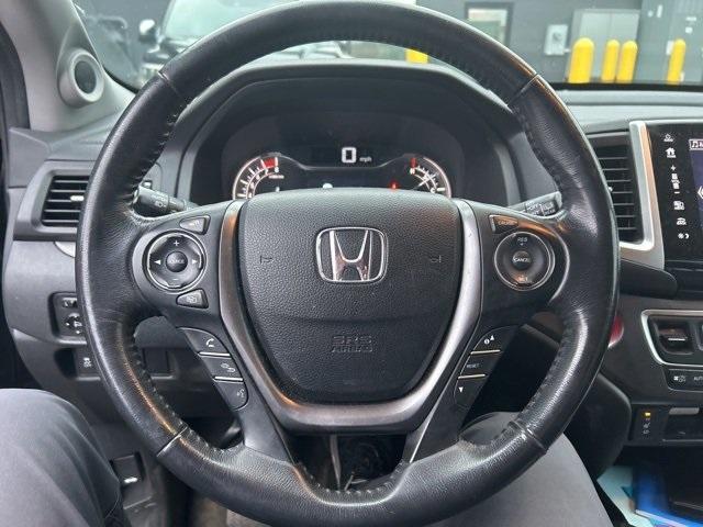 used 2017 Honda Pilot car