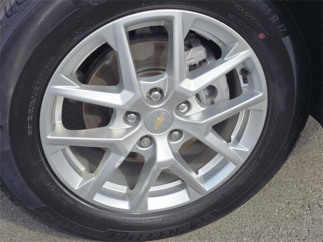 used 2022 Chevrolet Equinox car, priced at $19,690