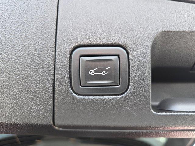 used 2023 Cadillac XT4 car, priced at $28,990