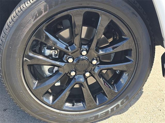 used 2021 Jeep Grand Cherokee car, priced at $25,990