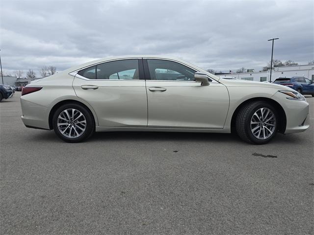 used 2022 Lexus ES 350 car, priced at $33,990
