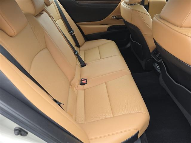 used 2022 Lexus ES 350 car, priced at $33,990