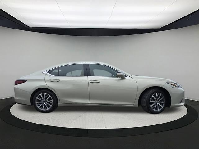 used 2022 Lexus ES 350 car, priced at $33,990