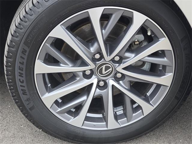 used 2022 Lexus ES 350 car, priced at $33,990