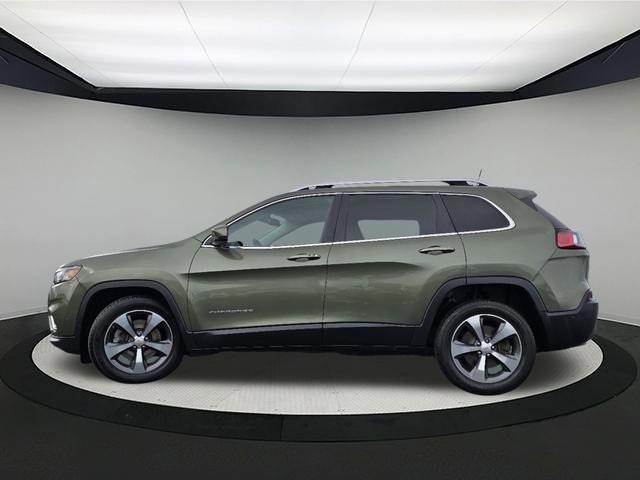 used 2019 Jeep Cherokee car, priced at $17,522