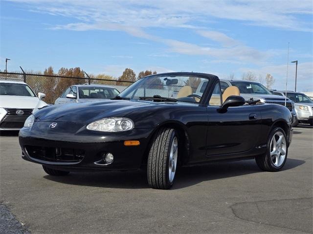 used 2001 Mazda MX-5 Miata car, priced at $12,499