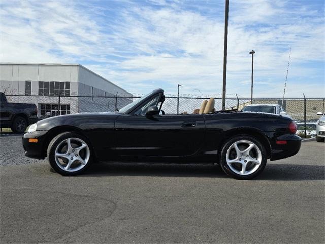 used 2001 Mazda MX-5 Miata car, priced at $12,499