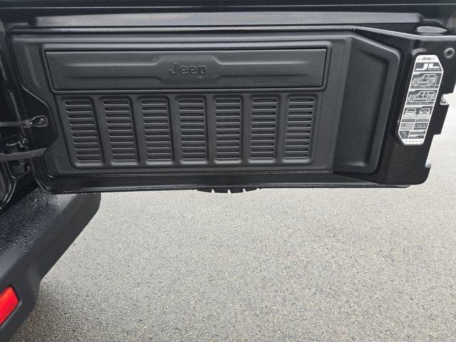 used 2021 Jeep Wrangler Unlimited car, priced at $34,990