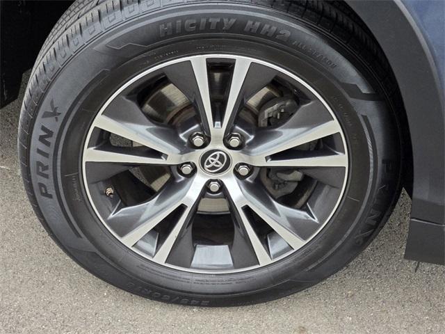 used 2019 Toyota Highlander car, priced at $23,990