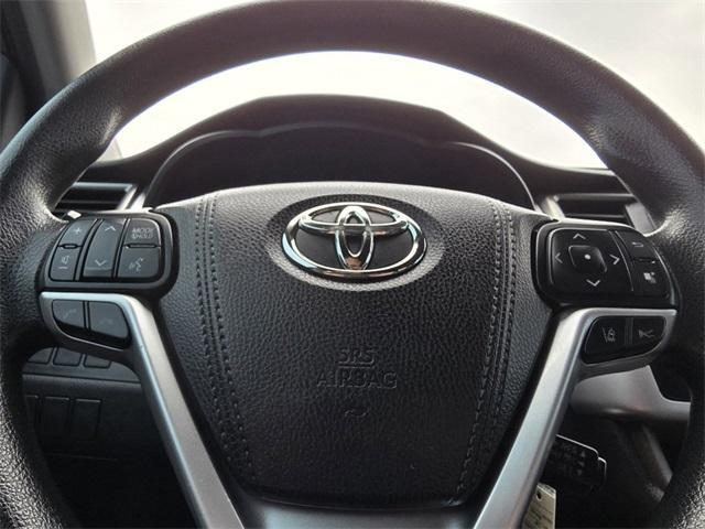 used 2019 Toyota Highlander car, priced at $23,990