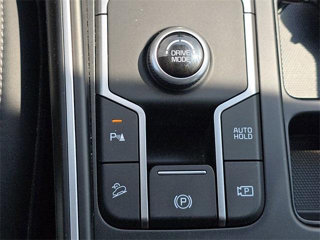 used 2022 Kia Sorento Hybrid car, priced at $25,990