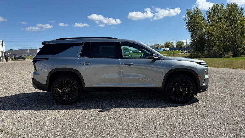 new 2026 Chevrolet Traverse car, priced at $49,658