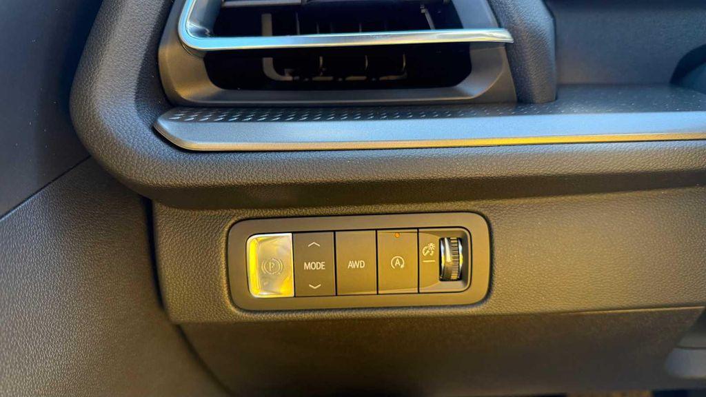 new 2026 Chevrolet Traverse car, priced at $49,658