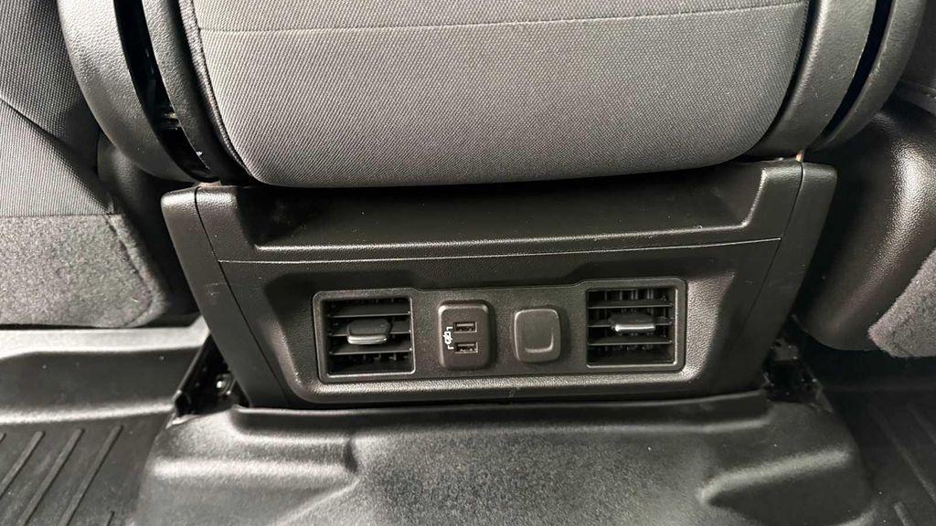 used 2021 Chevrolet Silverado 1500 car, priced at $31,000