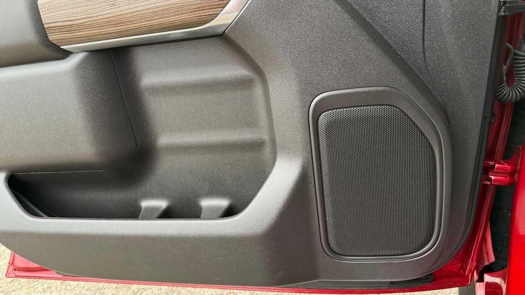 used 2021 Chevrolet Silverado 1500 car, priced at $31,000