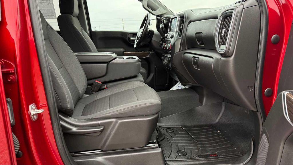 used 2021 Chevrolet Silverado 1500 car, priced at $31,000