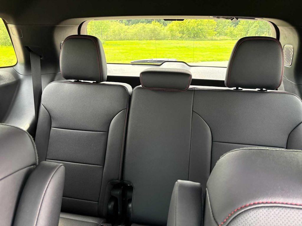 new 2026 Chevrolet Traverse car, priced at $51,504
