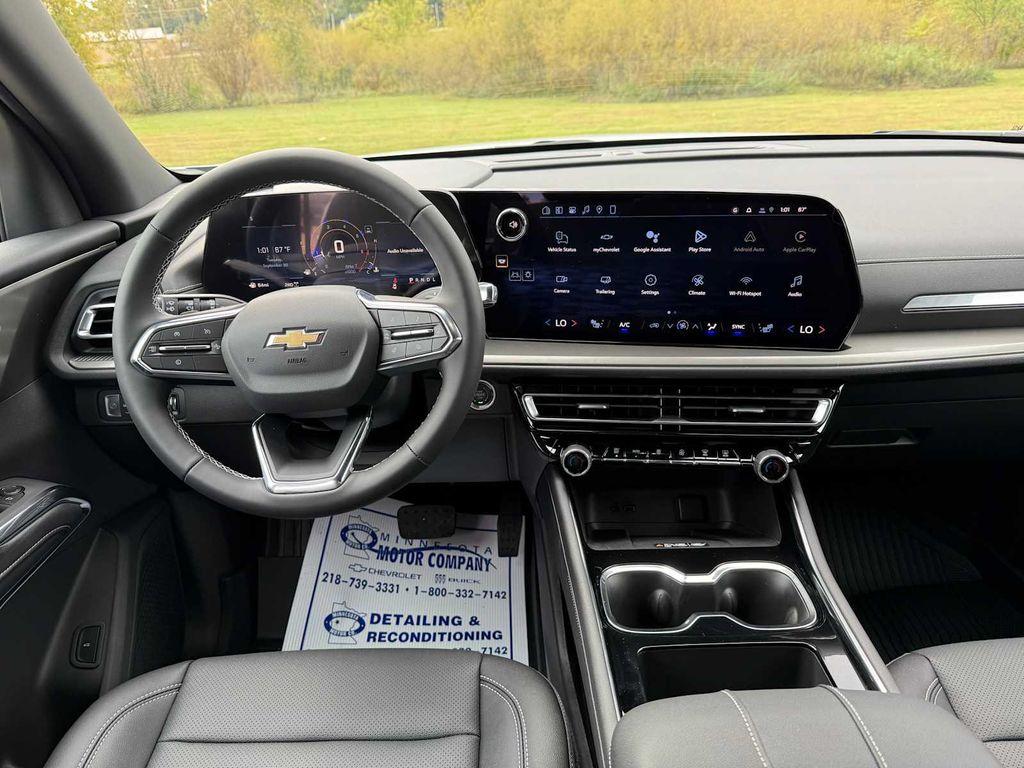 new 2026 Chevrolet Traverse car, priced at $50,633